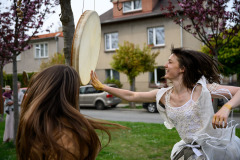 Den tance a nedivadla