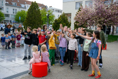 Den tance a nedivadla