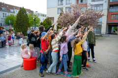 Den tance a nedivadla